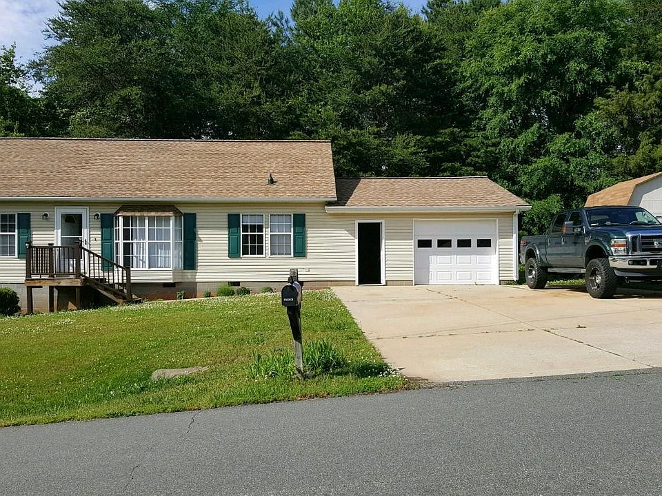 1st image of 112 Marina Ln