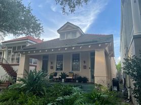 2815 Ursulines Ave, New Orleans, LA