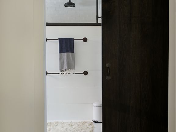 master en suite bath