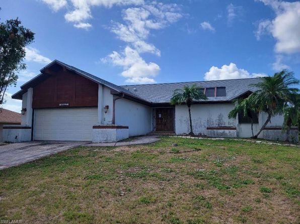 6057 Birnam Wood Ln, Fort Myers, FL 33908