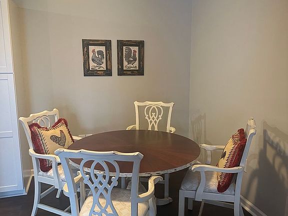 3rd image of 605 Candler St #B20