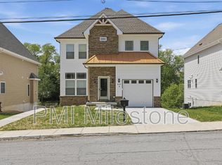 530 N 3rd St #B, Martinsburg, WV 25404