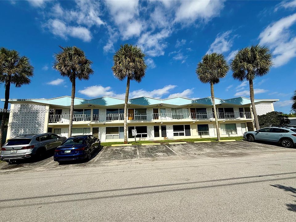 1st image of 715 NW 30th Ct APT 11