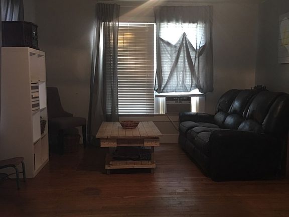 5th image of 136 W Davilla Ave