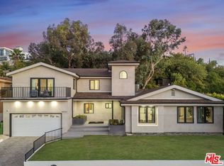 18202 Rancho St, Tarzana, CA 91356