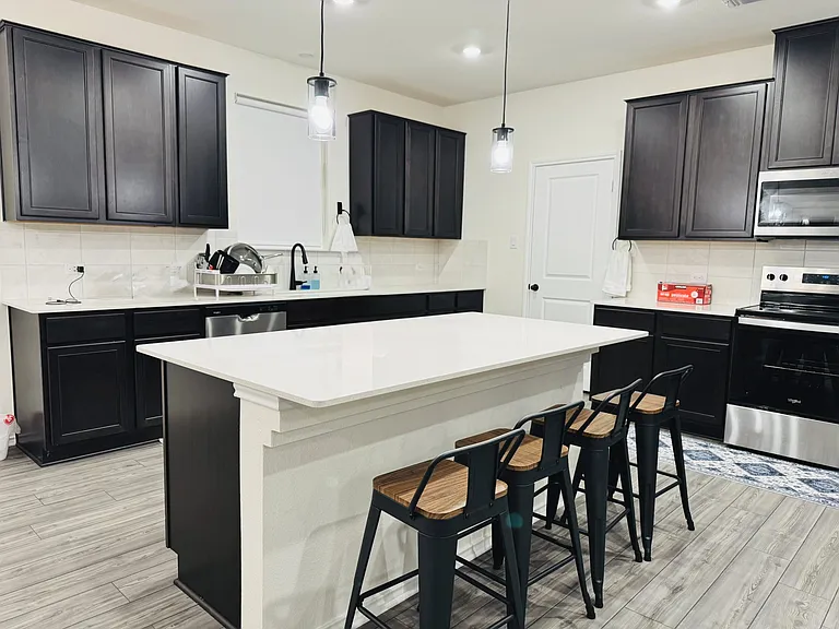 610 Saint Cindys Way — Photo 6