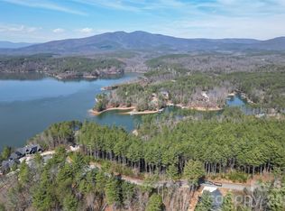 154 W Point Dr, Nebo, NC 28761