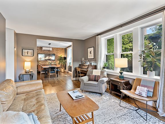 4th image of 714 W Buena Ave #B