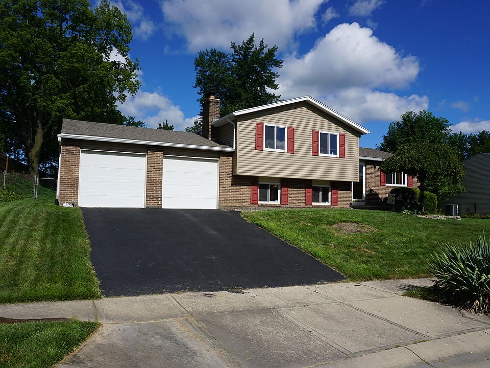 1st image of 809 Decker Dr