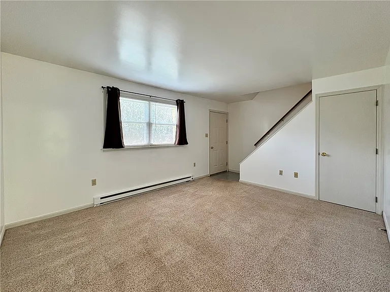 216 Pleasantview Dr — Photo 6