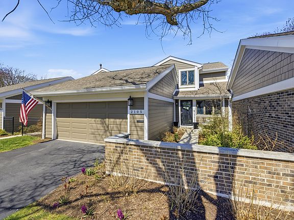 2nd image of 2105 Timber Ln