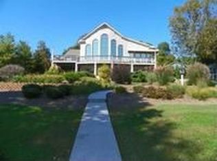 319 Badin View Dr, Badin Lake, NC 28127