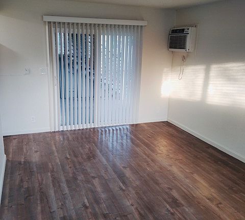 3rd image of 3303 Mensch Ct APT A