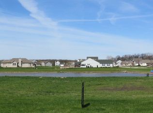 1501 Autumn Ridge Rd, Sandwich, IL 60548