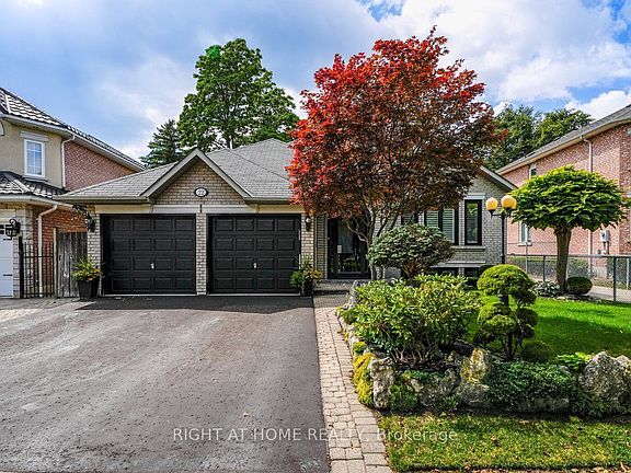 4th image of 22 Romac Dr