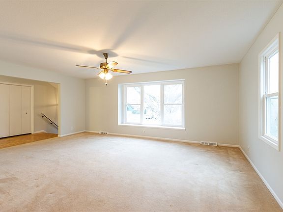 4th image of 1035 Belle Mar Dr