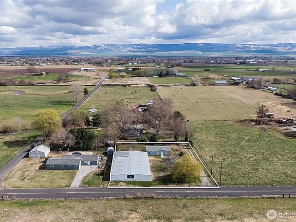 2nd image of 84889 Triangle Station Road