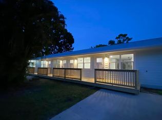 3703 SE Dixie Ross St, Stuart, FL 34997