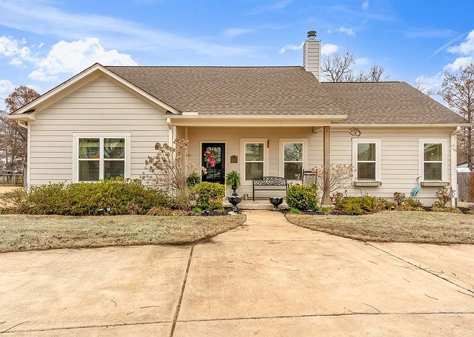 1st image of 224 Bass Rd