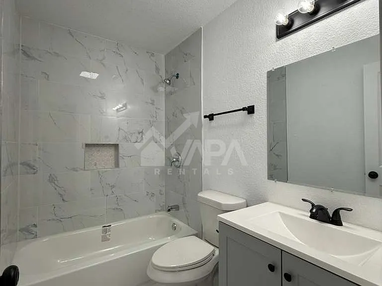 8750 Shallow Ridge Dr — Photo 14