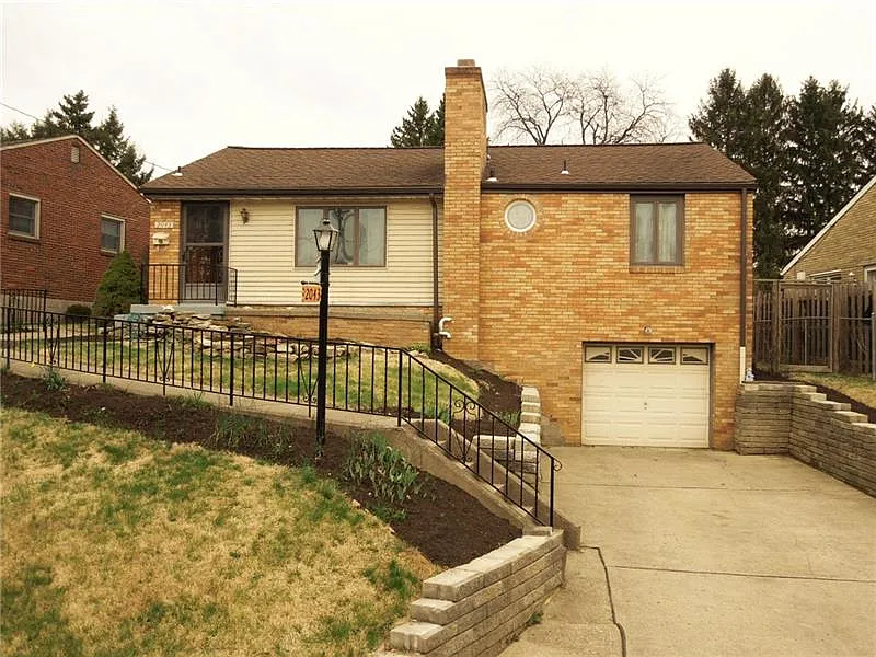 2043 Borland Rd photo 1