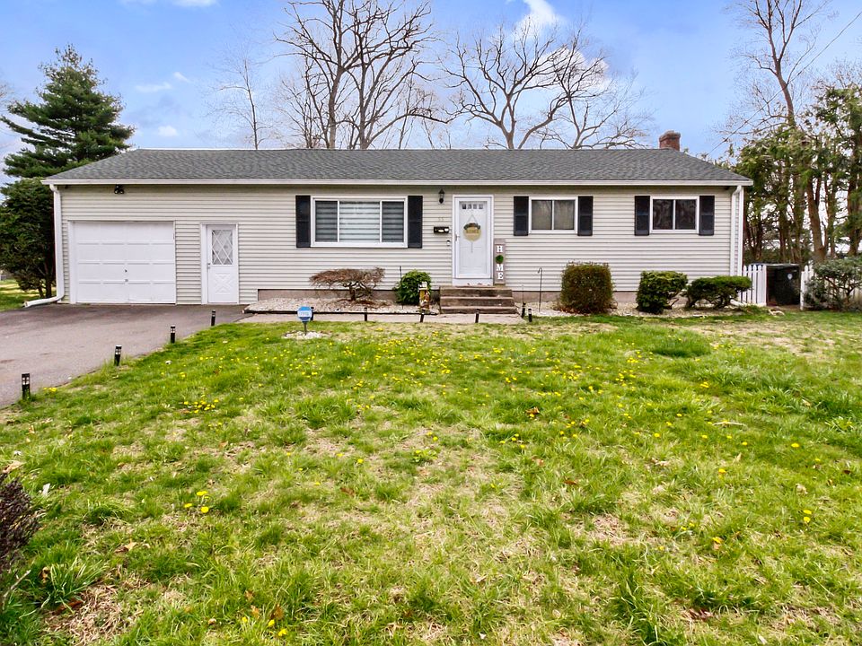 1st image of 55 Janet Drive