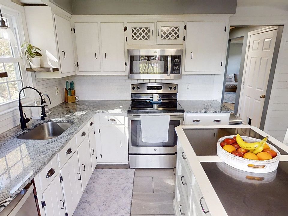 59 Lane Road, Derry, NH 03038 Zillow