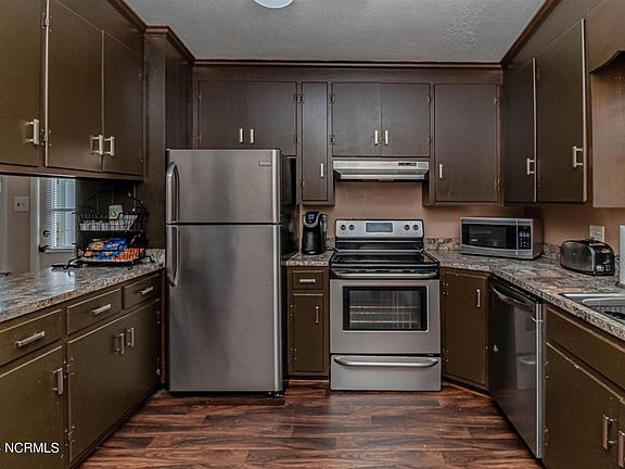 4th image of 501 King Dr