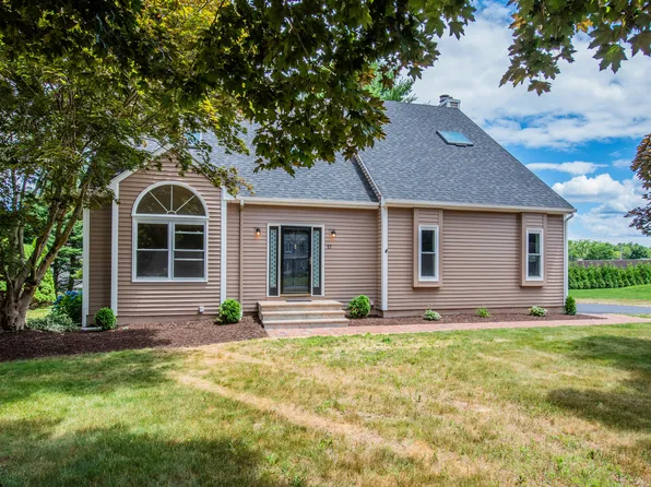 27 High Ridge Road, Cromwell, CT 06416