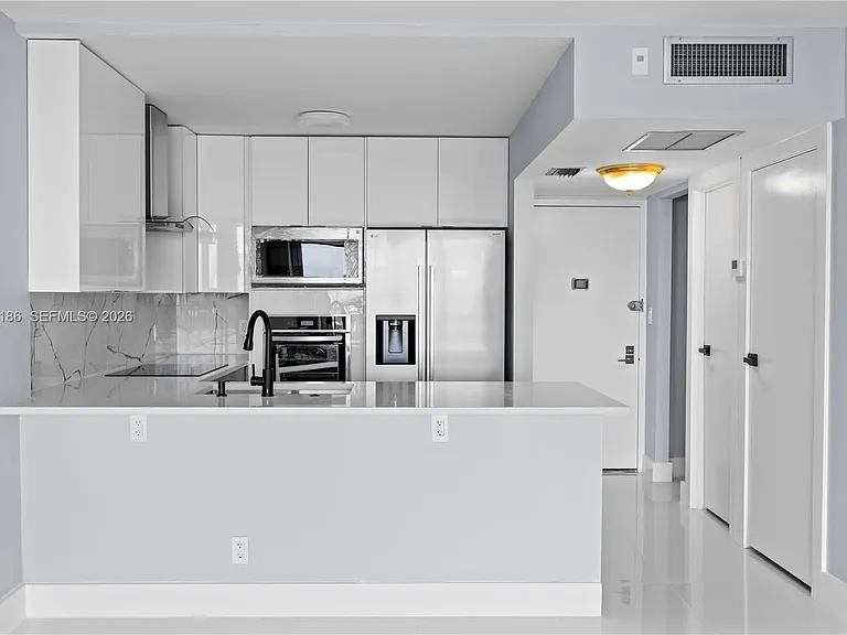 20335 N Country Club Dr #1905 — Photo 5