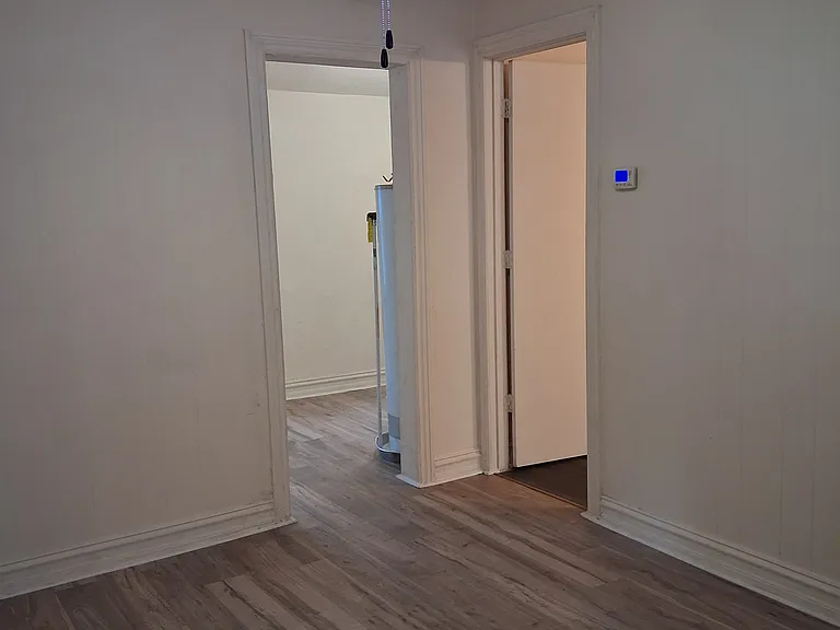 533 E Milton Ave — Photo 14