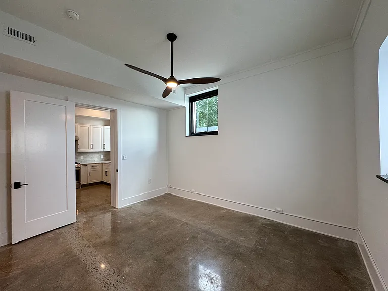 4217 Grimmersburg St #B — Photo 10