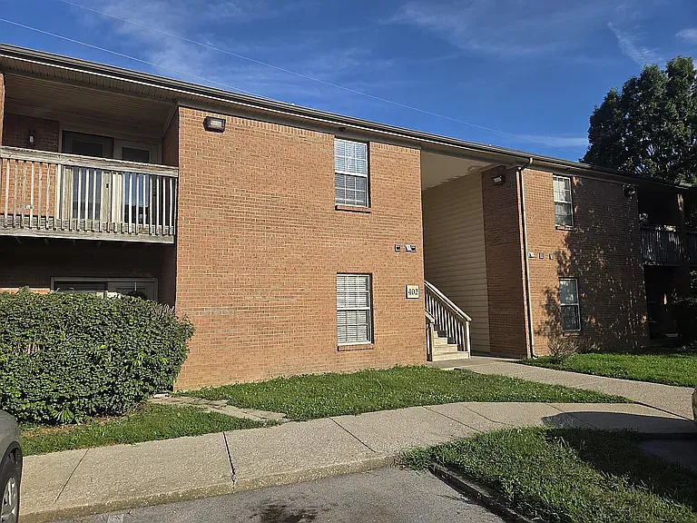 402 Dabney Dr #6