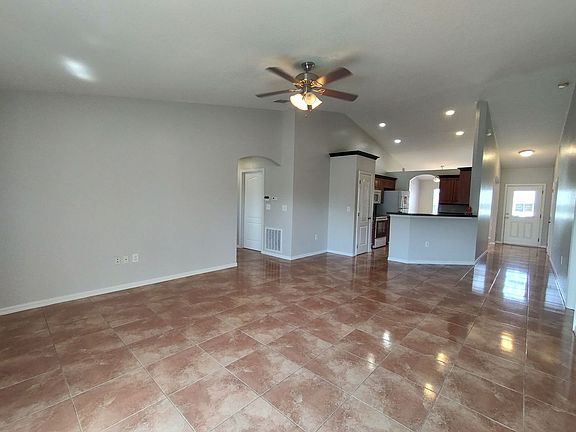 5th image of 416 Ohio Way