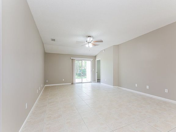 4th image of 3815 Purcellville Ct
