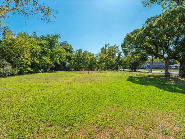 2306 Chew St, Houston, TX 77020