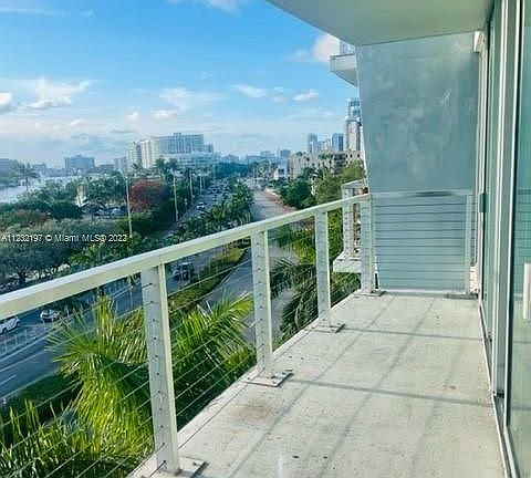 4th image of 6305 Indian Creek Dr APT 5D