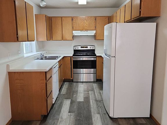 2nd image of 731 Cooley St APT B