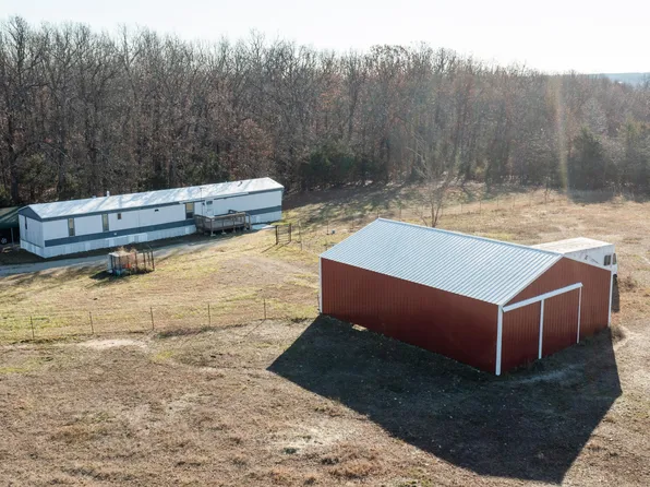 17375 Lawrence 2040, Miller, MO 65707