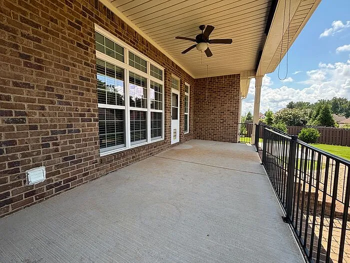 100 Middy Ln — Photo 37