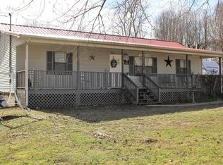 494 Woods Edge Rd, Winchester, TN 37398