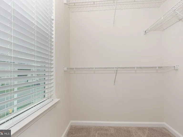 112 Sherman Way — Photo 35