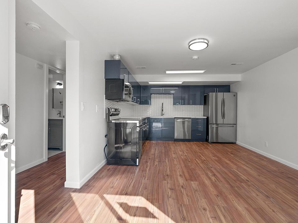 1st image of 411 124th St S #A