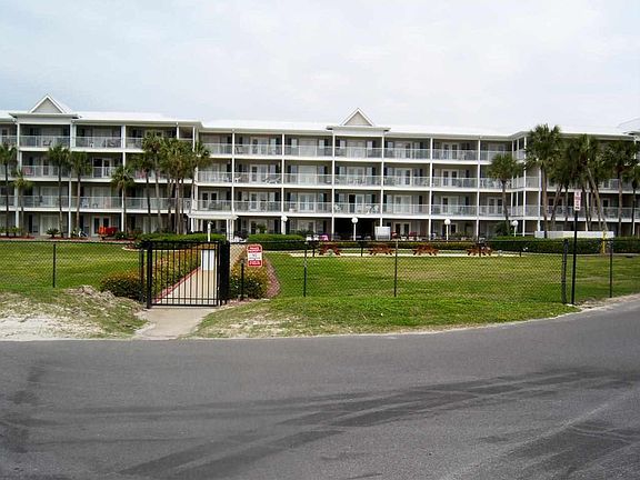 3rd image of 13500 Sandy Key Dr #212