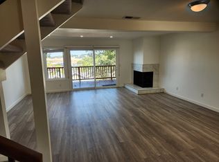13 Park Crest Ct APT C, Novato, CA 94947