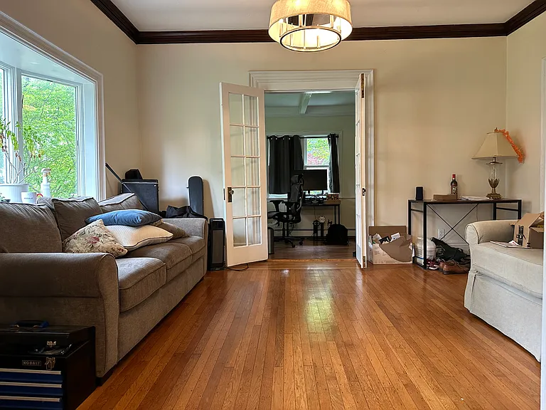263 Auburndale Ave — Photo 9