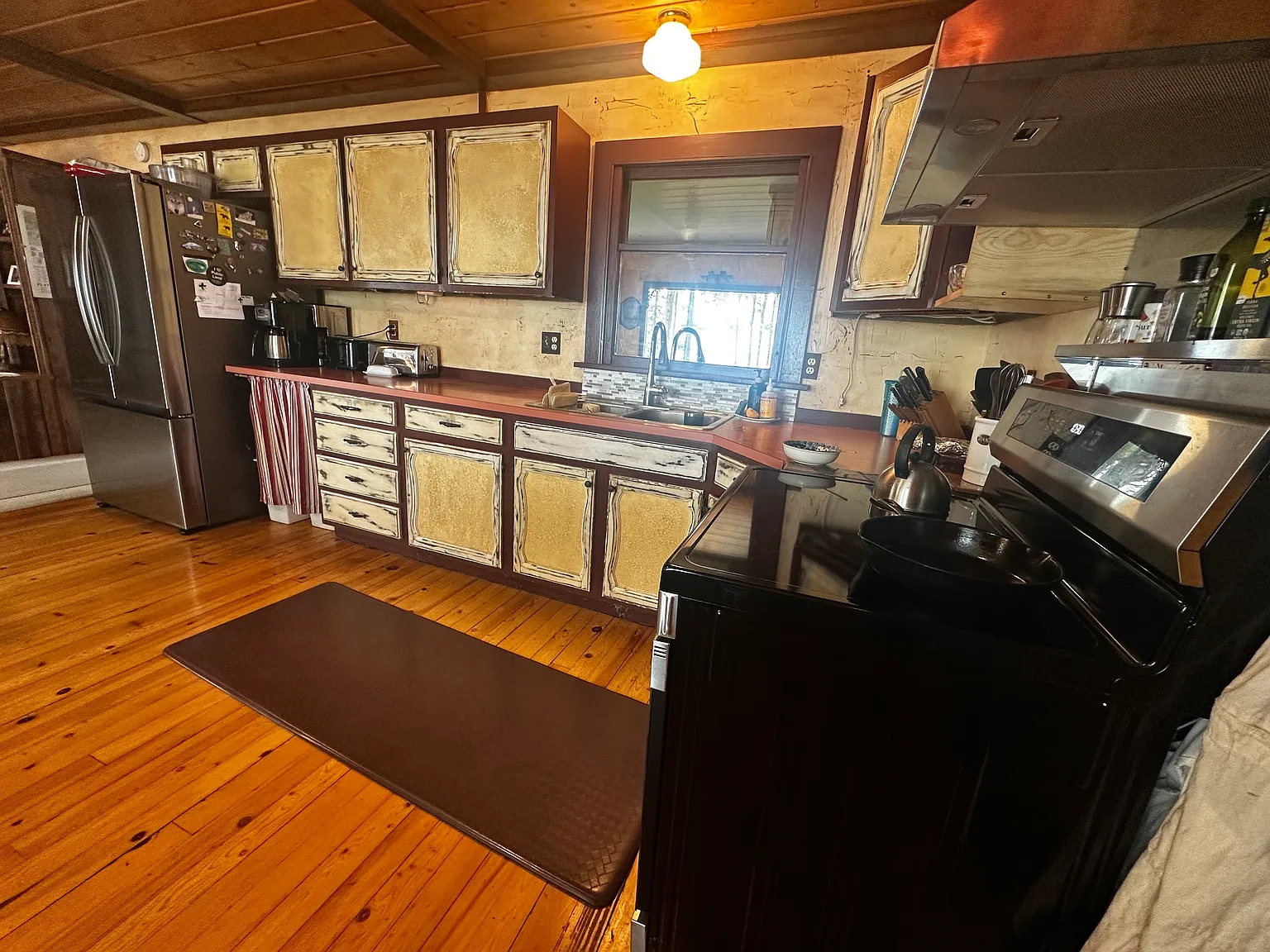 2 bed, 1100 sqft, $1,200 — Photo 4