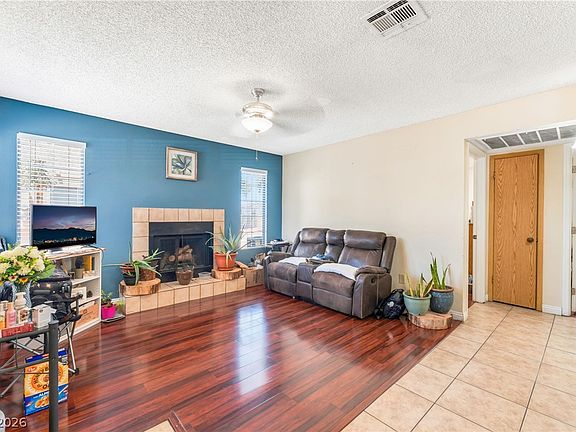 3rd image of 4708 Krissylouise Way
