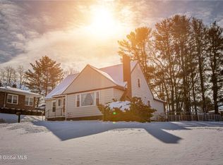 203 Northampton Rd, Amsterdam, NY 12010