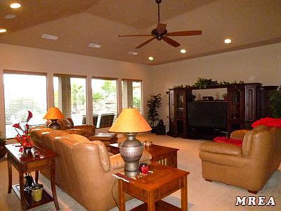 Spacious Great Room  High Trayed Ceiling